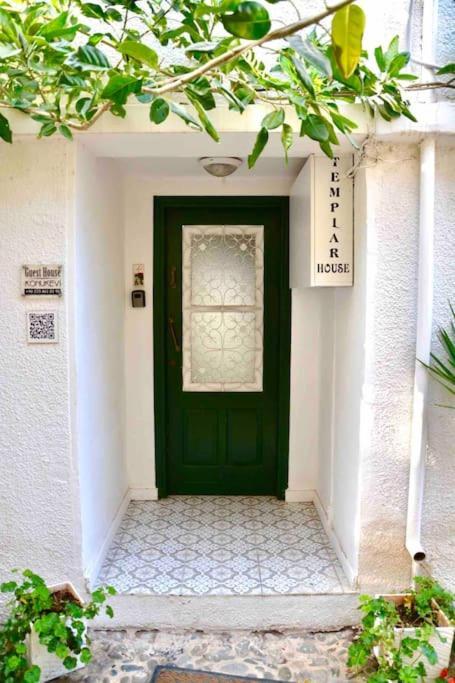 Templar Guesthouse Famagusta  Buitenkant foto