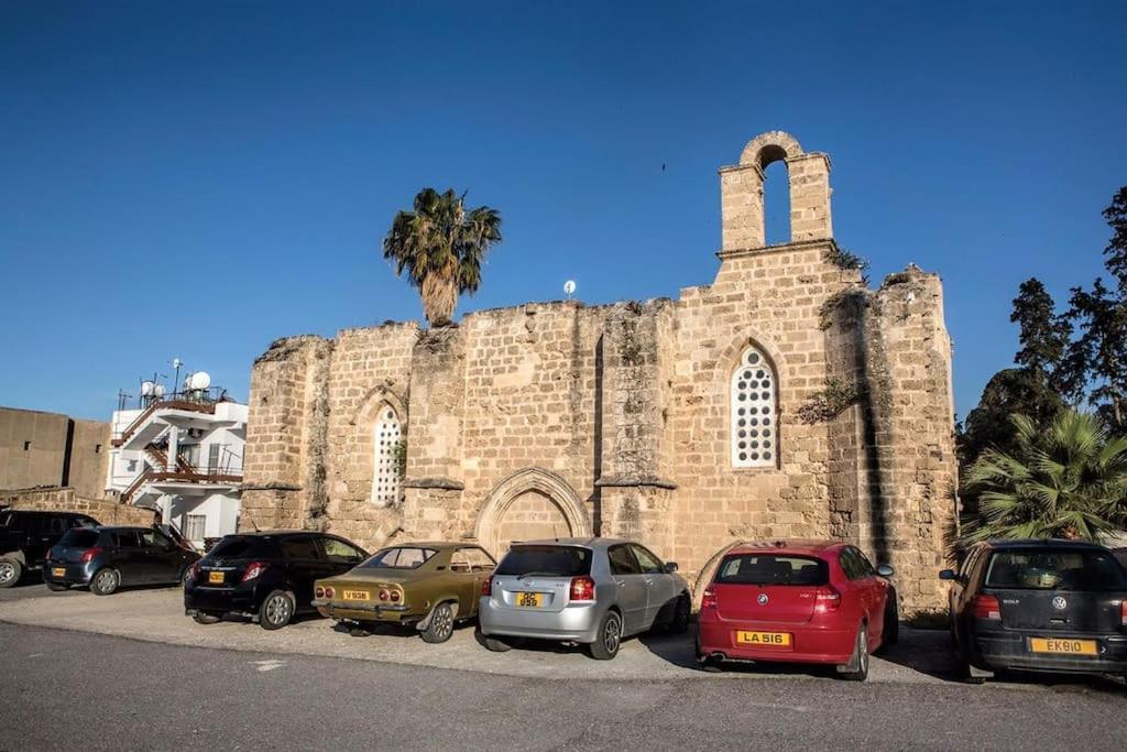 Templar Guesthouse Famagusta  Buitenkant foto
