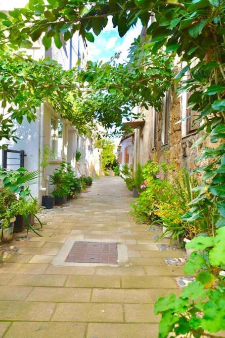 Templar Guesthouse Famagusta  Buitenkant foto